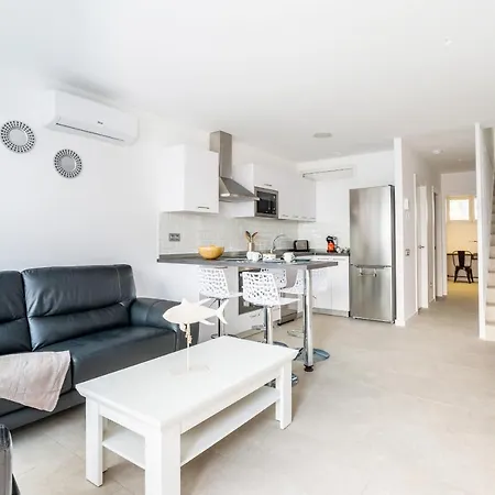 Ferienhaus Monterey House Playa Blanca